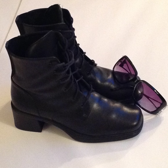 walking company booties